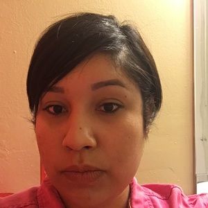 Meet your Posher, Jenniffer